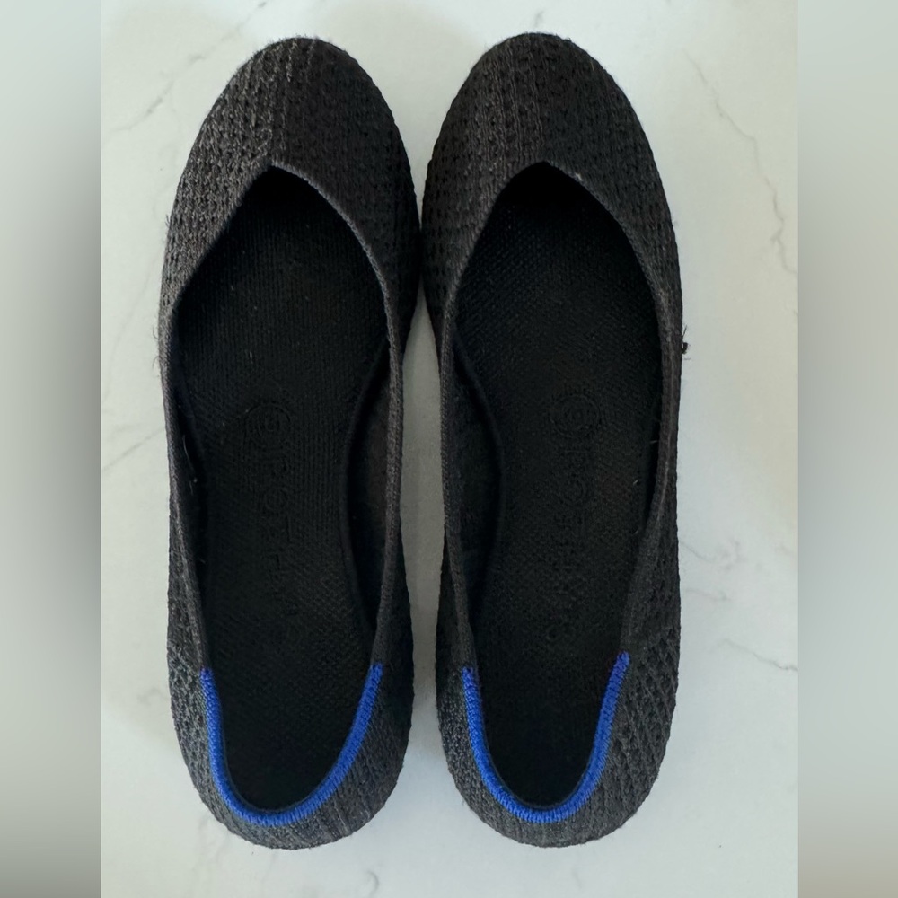 Black Rothy’s size 8